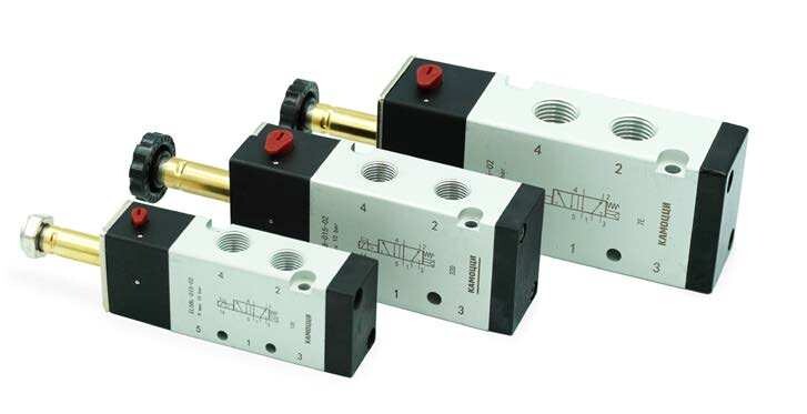 EL52C-015-02